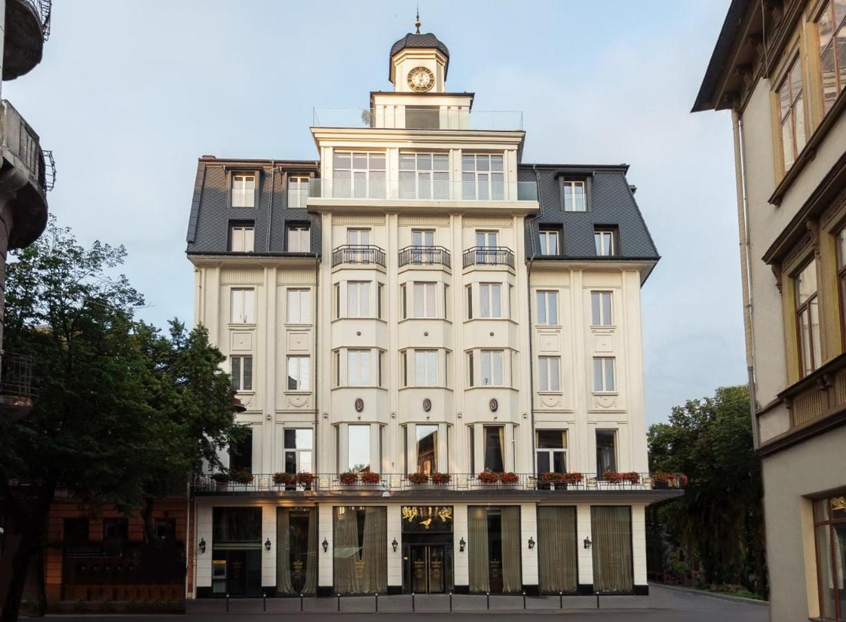 Nadiya Palace Ivano-Frankivsk Exterior photo